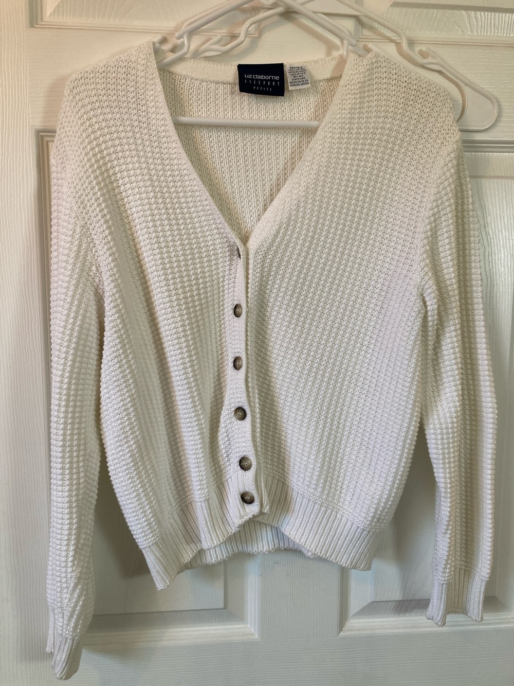 Liz Claiborne Cream Textured V-Neck Button Cardigan